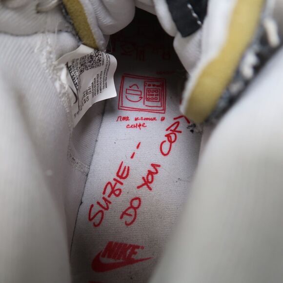 Nike Shoes Mens 8 Sneaker Blazer Mid QS Stranger Things Upside Down Pack Trainer - Picture 8 of 16